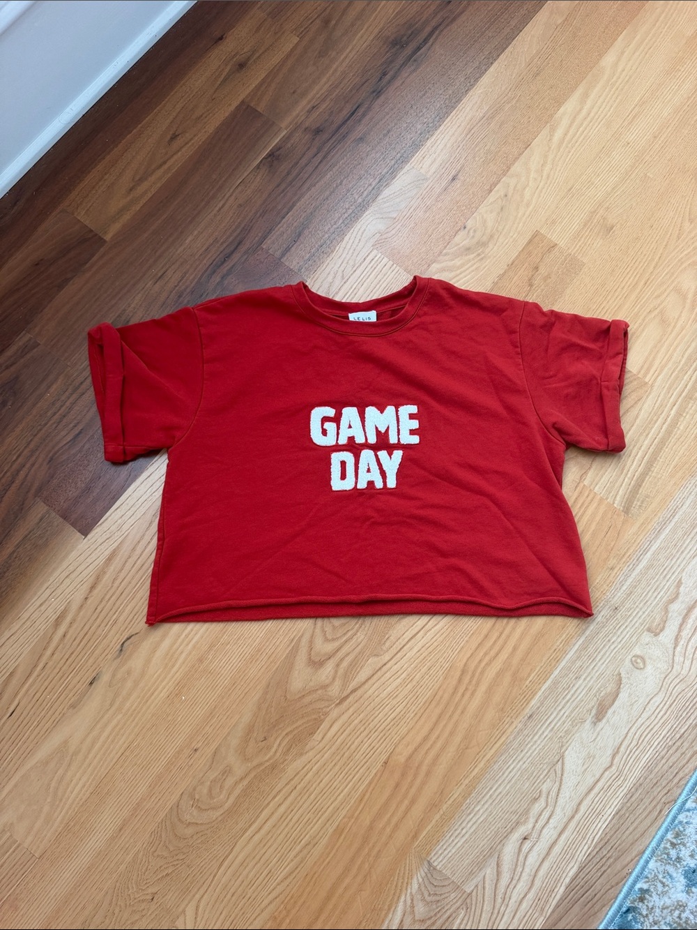 Le Lis Red "GAME DAY" Cropped Tee